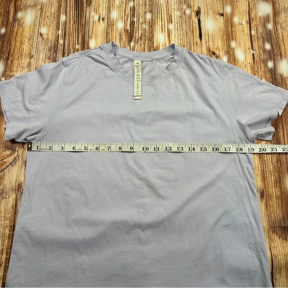 Lululemon Athletica Basic Tee Women’s Size 4